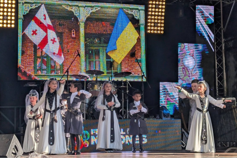 Ucrania y Georgia unen cultura y solidaridad en el Festival de las Naciones de Vitoria-Gasteiz